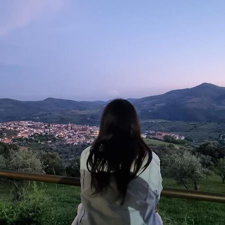 Apartamento Turistico "El Rincon De La Pernila" กวาดาลูเป ภายนอก รูปภาพ
