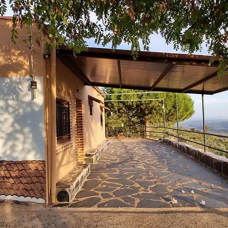 Apartamento Turistico "El Rincon De La Pernila" กวาดาลูเป ภายนอก รูปภาพ