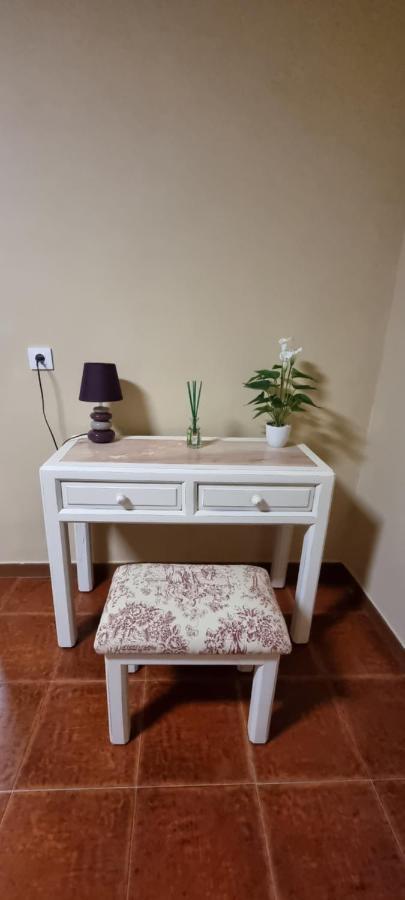 Apartamento Turistico "El Rincon De La Pernila" กวาดาลูเป ภายนอก รูปภาพ