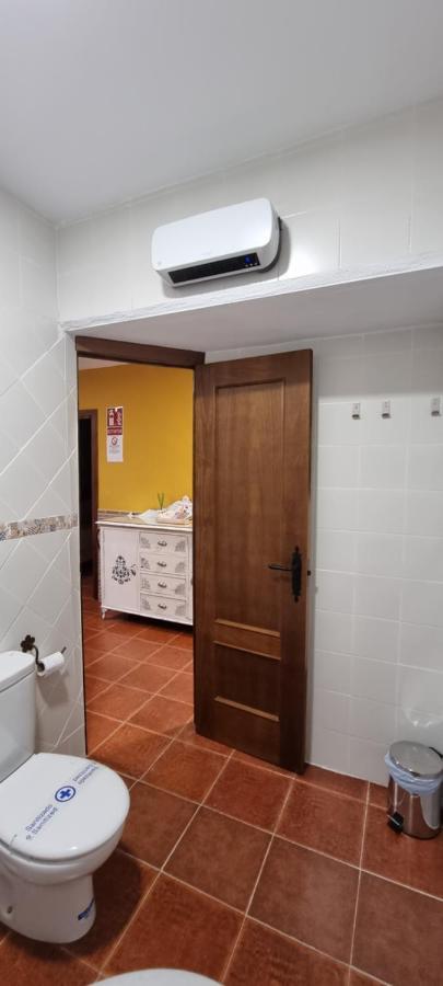 Apartamento Turistico "El Rincon De La Pernila" กวาดาลูเป ภายนอก รูปภาพ