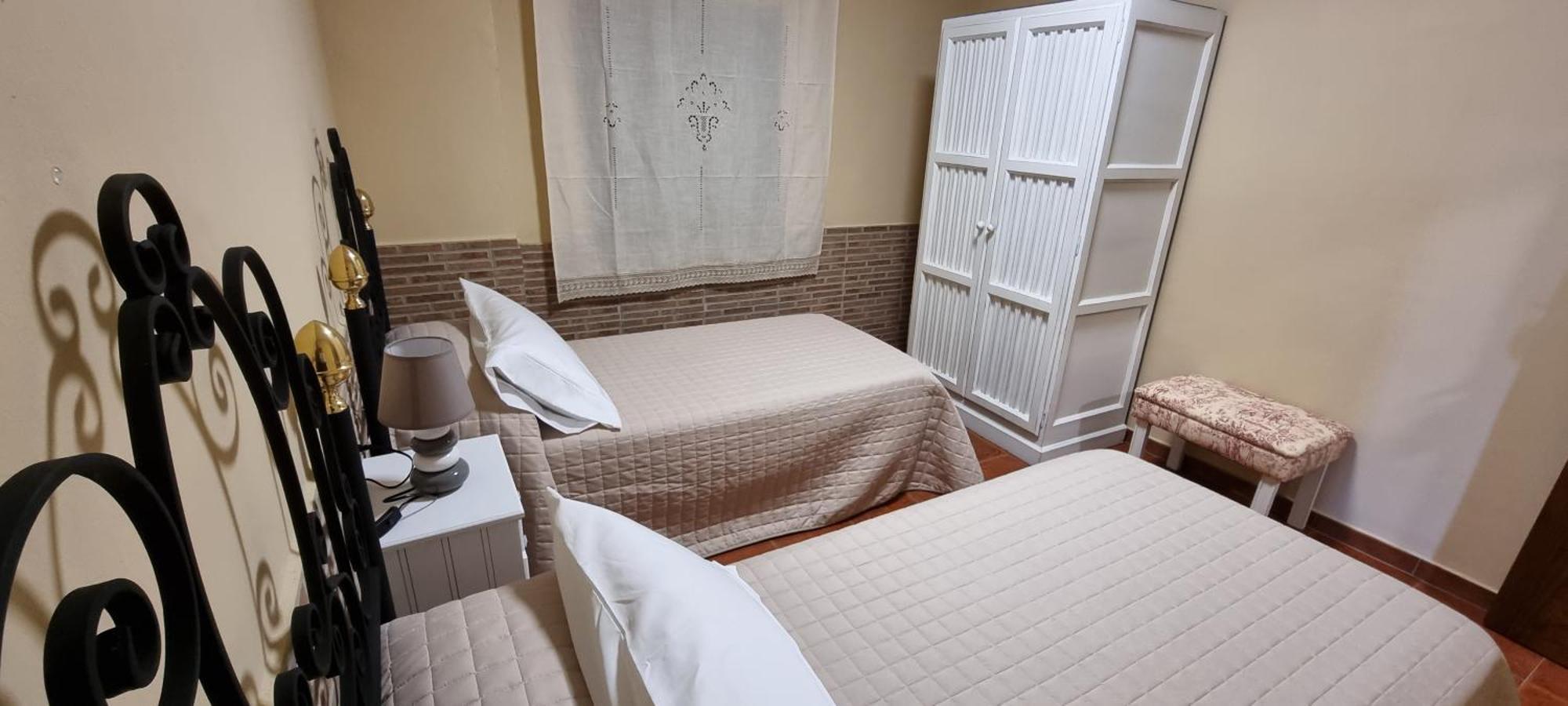 Apartamento Turistico "El Rincon De La Pernila" กวาดาลูเป ภายนอก รูปภาพ